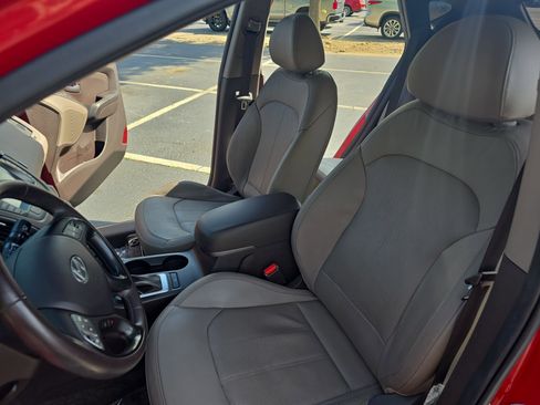 Used 2014 Hyundai Tucson Limited w/ Technology Package 02 FWD image 14