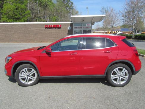 Used 2018 Mercedes-Benz GLA 250 4MATIC image 7