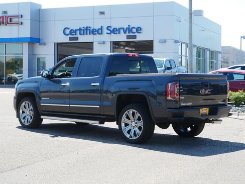 Used 2018 GMC Sierra 1500 Denali w/ Denali Ultimate Package AWD/4WD image 5