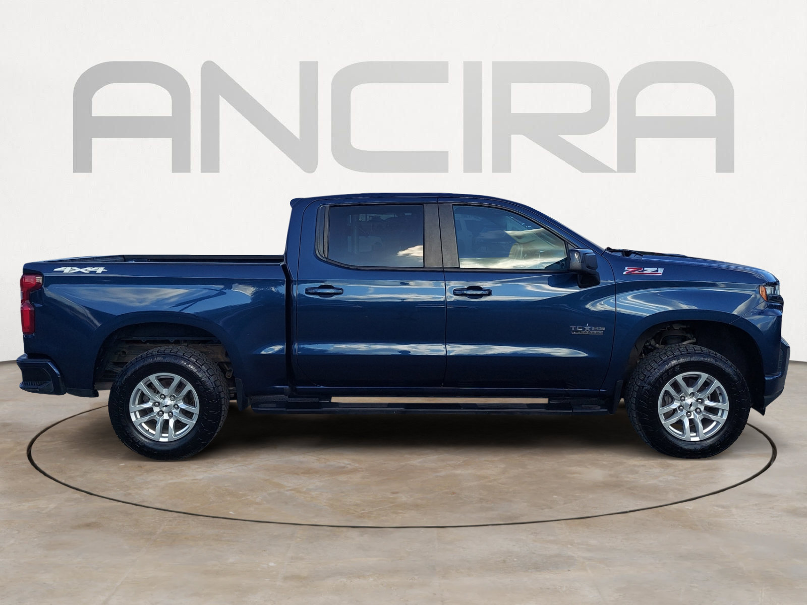 Used 2020 Chevrolet Silverado 1500 RST w/ Texas Edition AWD/4WD image 11
