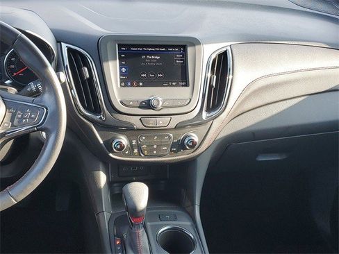 Certified 2022 Chevrolet Equinox RS image 24