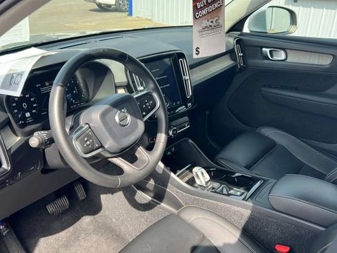 Used 2019 Volvo XC40 T5 Inscription AWD/4WD image 15