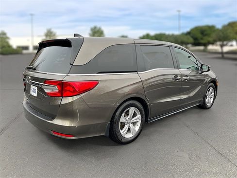 Used 2020 Honda Odyssey EX-L image 6