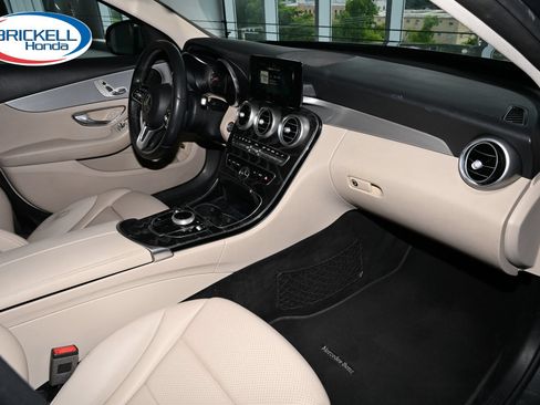Used 2019 Mercedes-Benz C 300 Sedan image 18