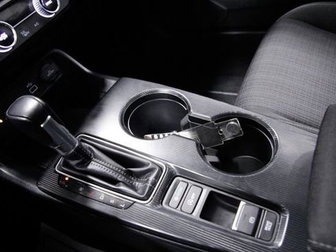 Certified 2023 Honda Civic EX image 29