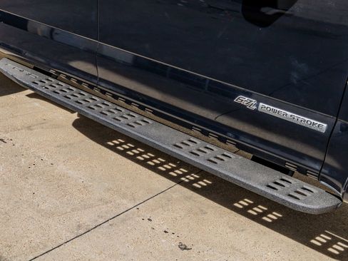 Used 2021 Ford F250 Platinum w/ Tremor Off-Road Package image 12