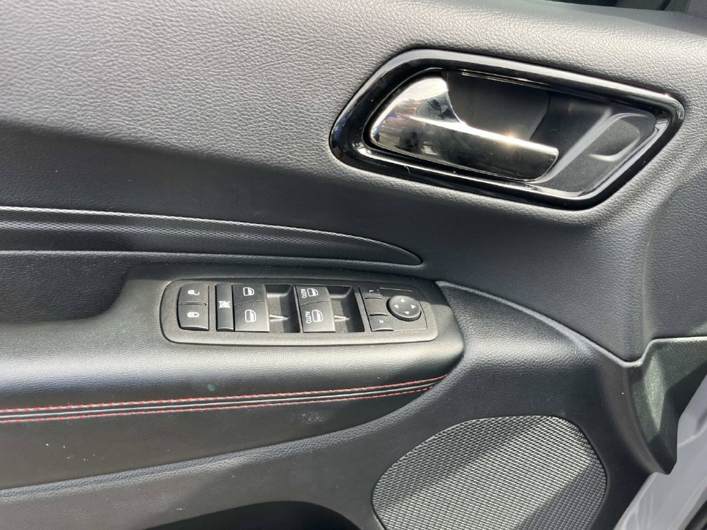 Used 2025 Dodge Durango GT AWD/4WD image 33