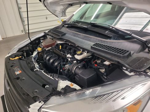 Used 2017 Ford Escape S FWD image 38