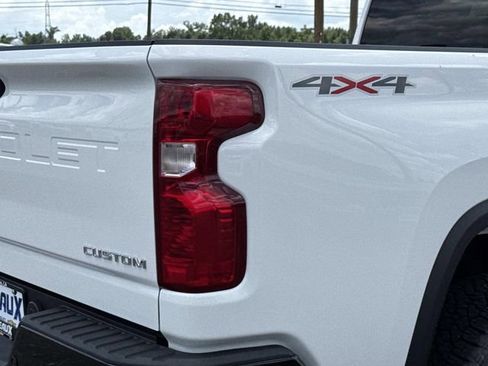 New 2025 Chevrolet Silverado 2500 Custom w/ Custom Value Package image 13