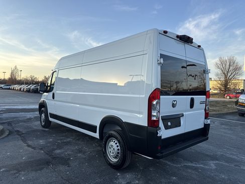 Used 2024 RAM ProMaster 2500 image 10