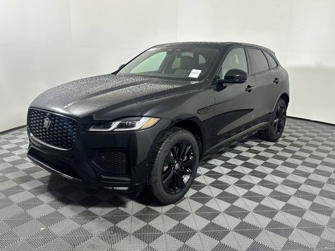 Used 2026 Jaguar F-PACE R-Dynamic S image 1