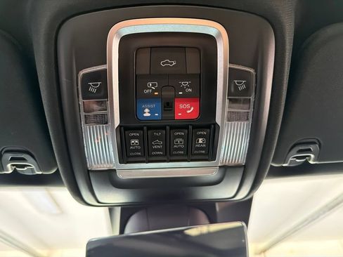 Used 2021 RAM 1500 Limited AWD/4WD image 18
