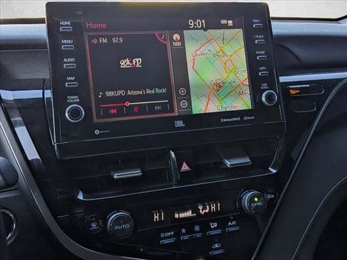 Used 2022 Toyota Camry XSE image 12