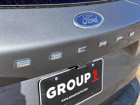 Used 2021 Ford Escape SE image 31