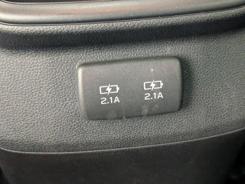 Used 2020 Subaru Outback Premium AWD/4WD image 23