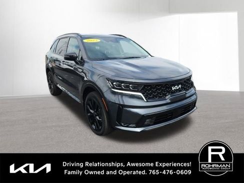 Used 2023 Kia Sorento SX AWD/4WD image 3