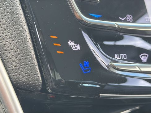 Used 2018 Cadillac XTS Luxury FWD image 23