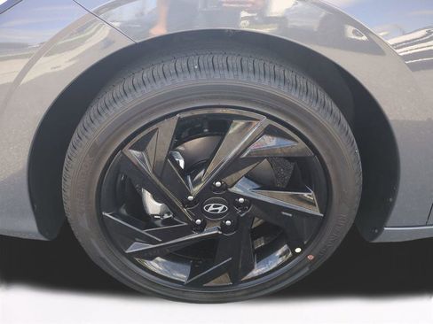 New 2026 Hyundai Elantra SEL Sport image 11