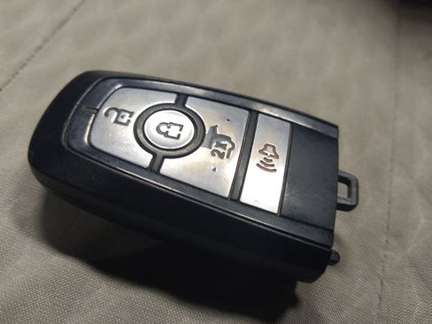 Used 2022 Ford Escape SE w/ Convenience Package FWD image 32
