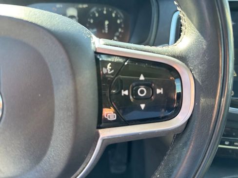 Used 2019 Volvo XC90 T6 Momentum w/ Advanced Package AWD/4WD image 23