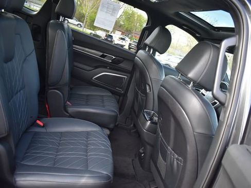 Used 2024 Kia Telluride SX Prestige X-Line AWD/4WD image 17