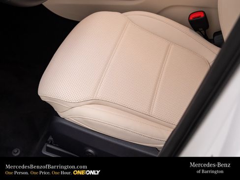 New 2026 Mercedes-Benz GLC 300 4MATIC image 17