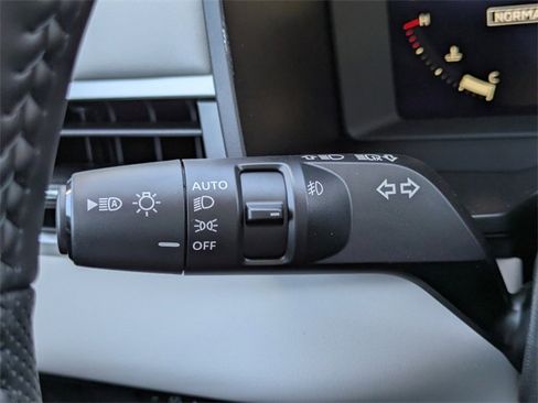 New 2025 Mitsubishi Outlander SEL image 27