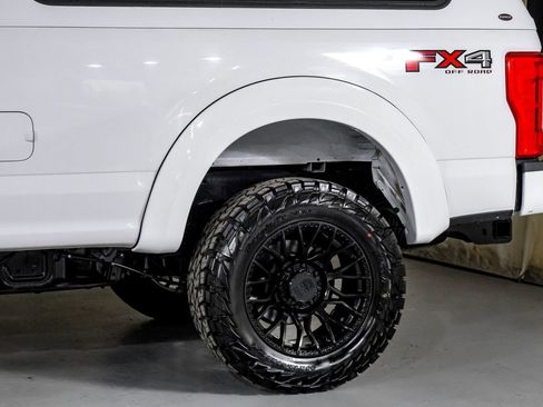 Used 2017 Ford F250 XL w/ Power Equipment Group image 14