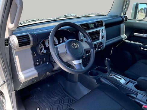 Used 2008 Toyota FJ Cruiser 2WD image 17