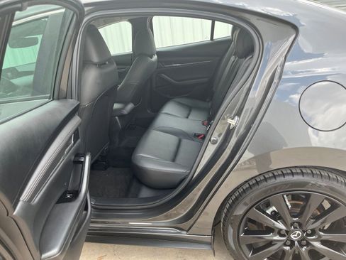 Used 2024 MAZDA MAZDA3 s FWD image 12