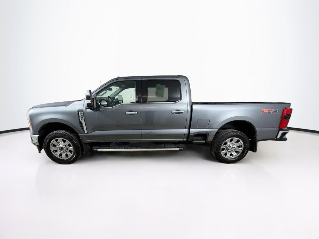 Used 2024 Ford F250 Lariat w/ Chrome Package AWD/4WD image 8