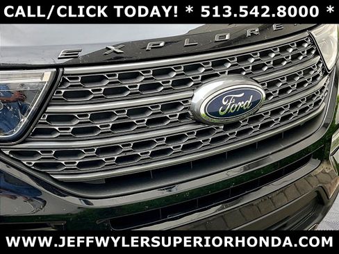 Used 2022 Ford Explorer XLT w/ Equipment Group 202A AWD/4WD image 33