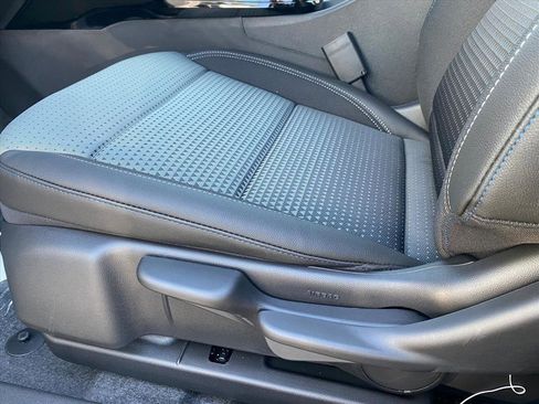 New 2026 Chevrolet Trax LT image 16