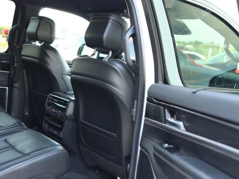 Used 2022 Jeep Wagoneer Series I w/ Convenience Group I AWD/4WD image 50