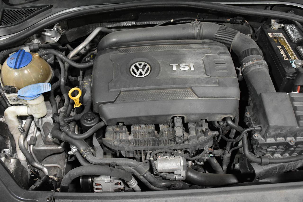 Used 2017 Volkswagen Passat 1.8T SE FWD image 23