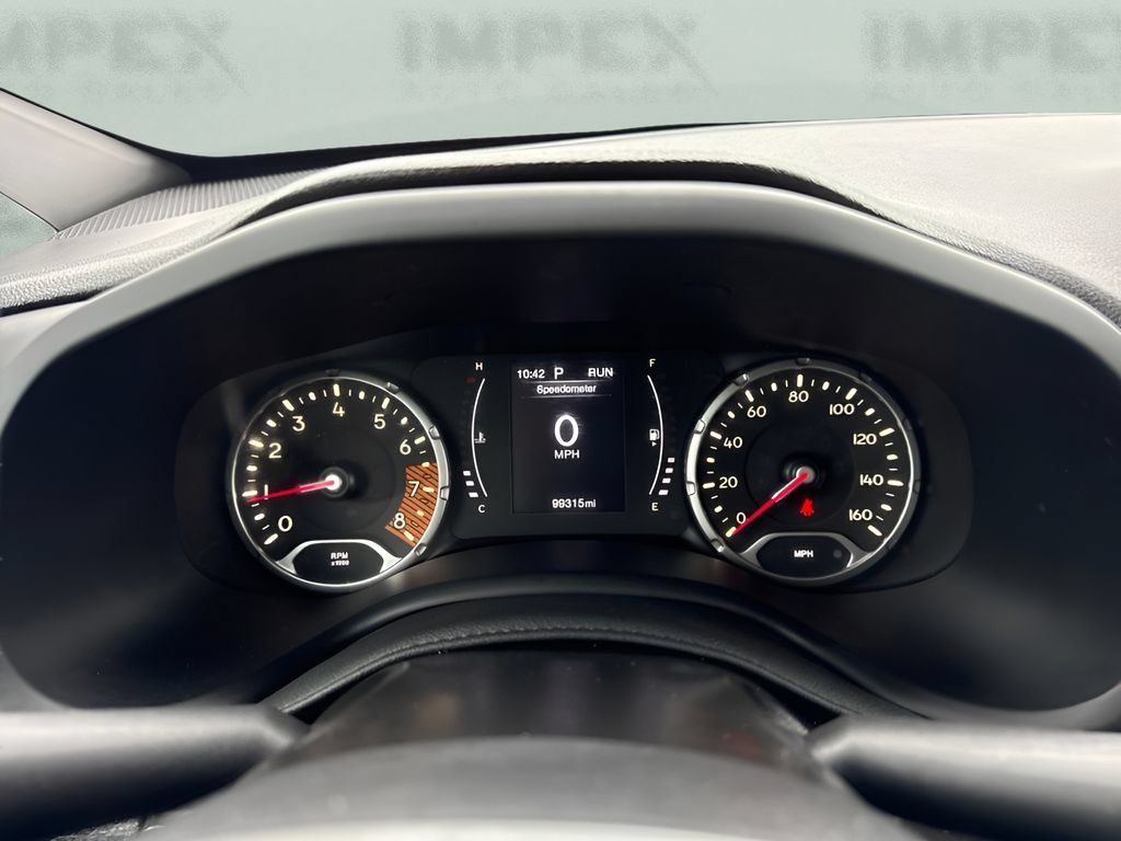 Used 2021 Jeep Renegade Sport FWD image 13