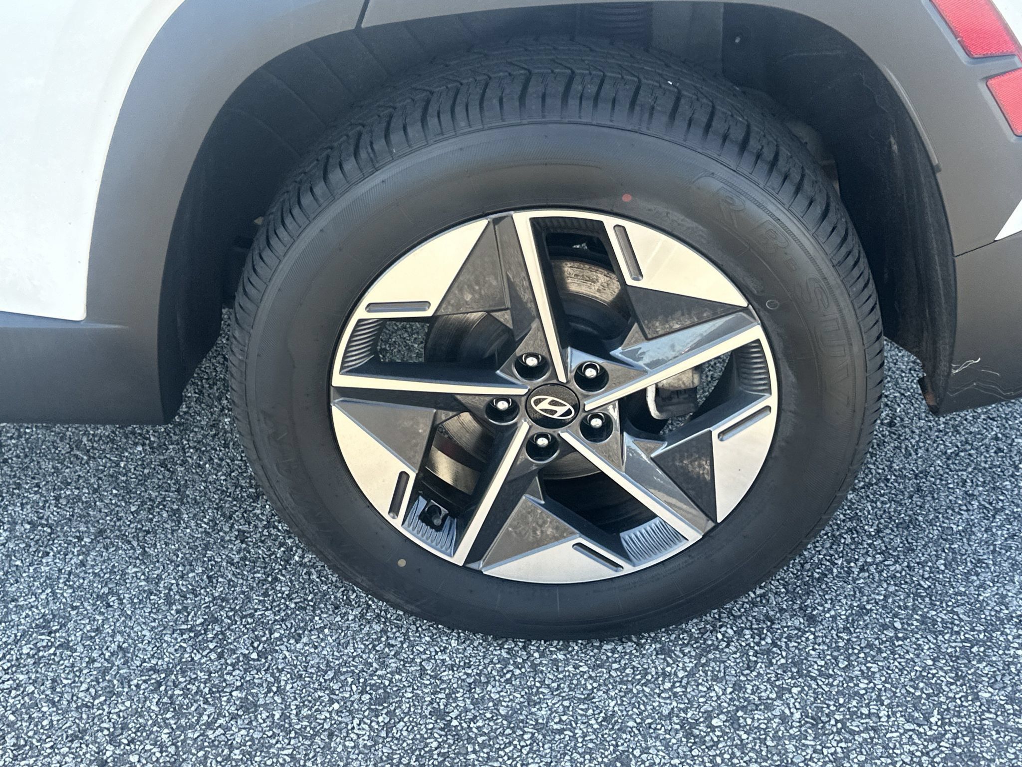 Used 2025 Hyundai Tucson SEL AWD/4WD image 19