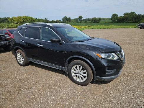 Used 2020 Nissan Rogue S FWD image 3