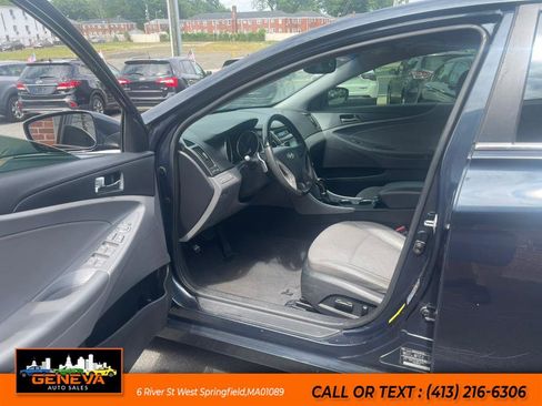 Used 2011 Hyundai Sonata SE FWD image 9