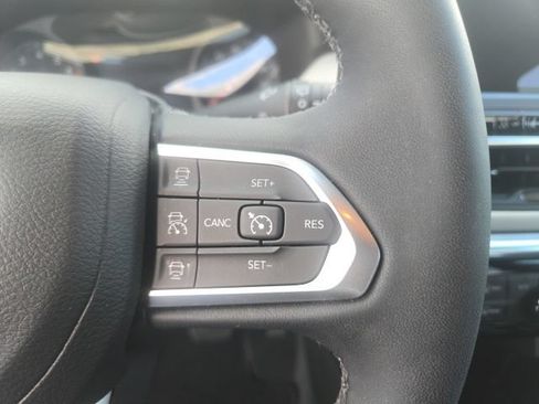Used 2023 Jeep Compass Limited AWD/4WD image 30