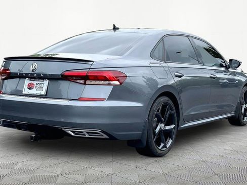 Used 2020 Volkswagen Passat 2.0T R-Line FWD image 5