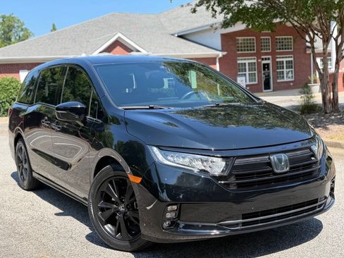 Used 2023 Honda Odyssey Sport image 8