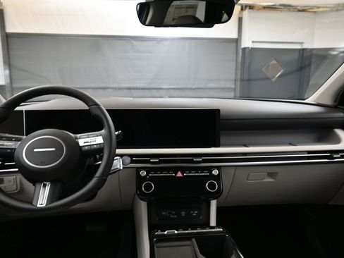 New 2026 Hyundai Tucson Limited image 23