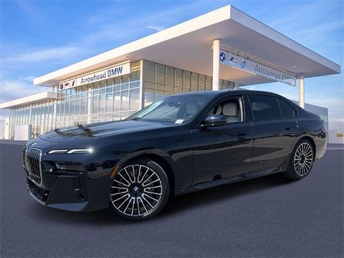 New 2025 BMW 740i image 24