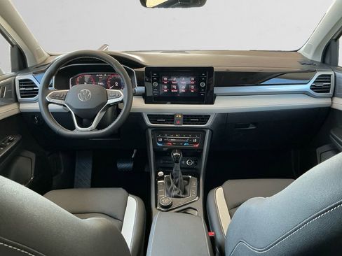 New 2025 Volkswagen Taos SEL image 10