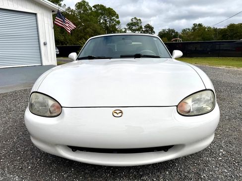 Used 1999 MAZDA MX-5 Miata image 2