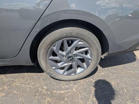 Certified 2024 Hyundai Elantra SEL FWD image 22