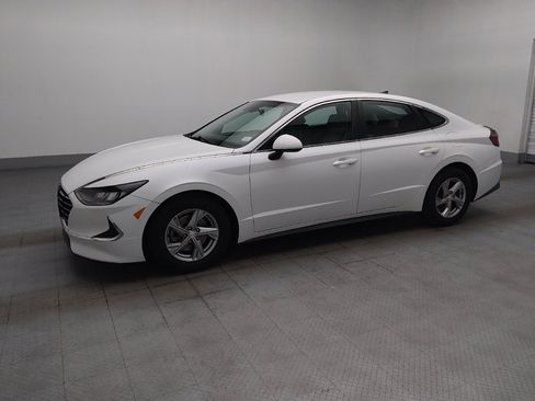 Used 2021 Hyundai Sonata SE FWD image 2