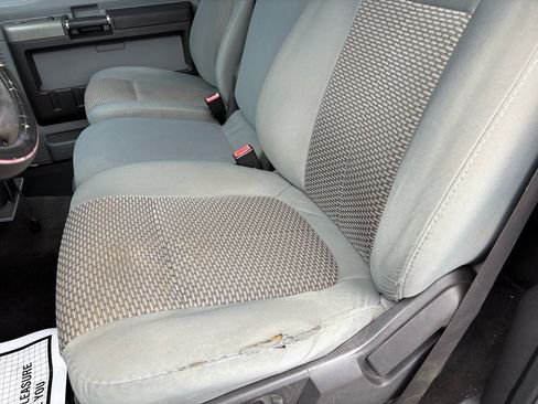 Used 2011 Ford F350 XLT w/ XLT Interior Pkg image 26