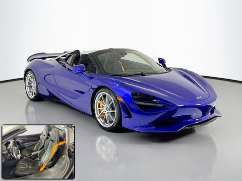 Used 2024 McLaren 750S Spider image 2